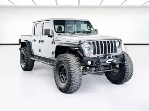 Another view of 2020 Jeep Gladiator Sport for sale in Bellflower, CA at STG Bellflower