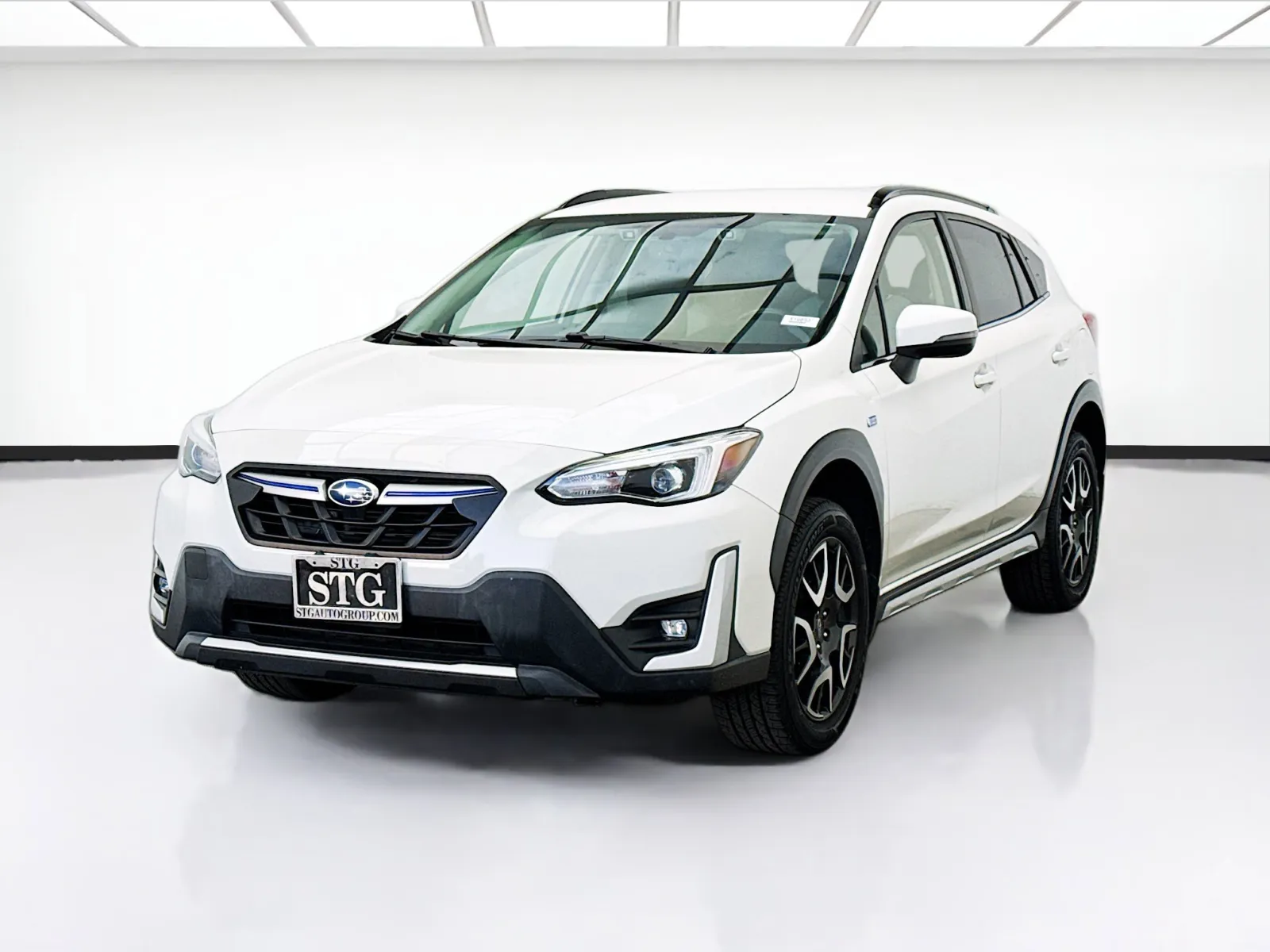 White 2022 Subaru Crosstrek Hybrid for sale in Bellflower, CA