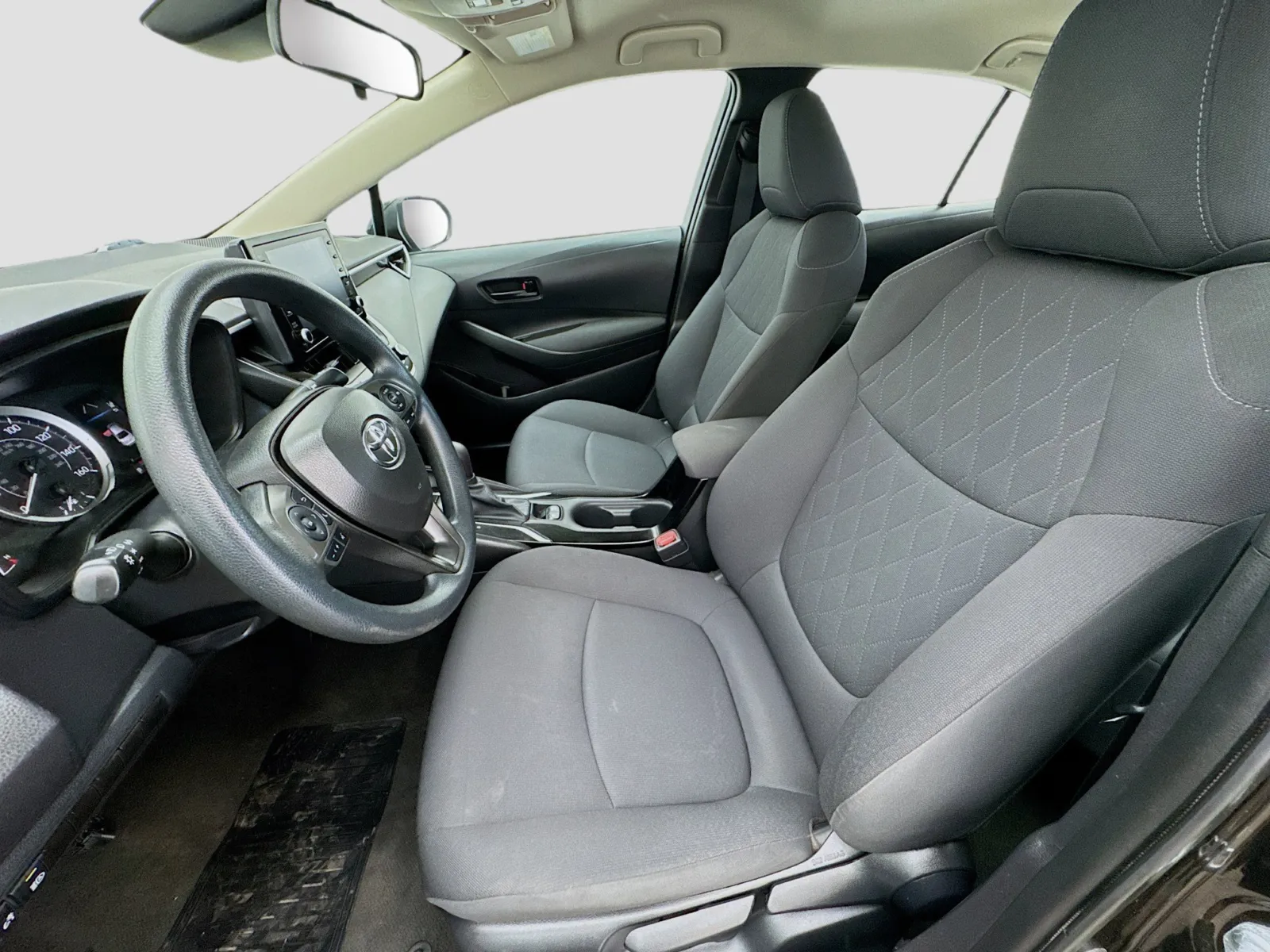 2022 Toyota Corolla LE - Photo 13