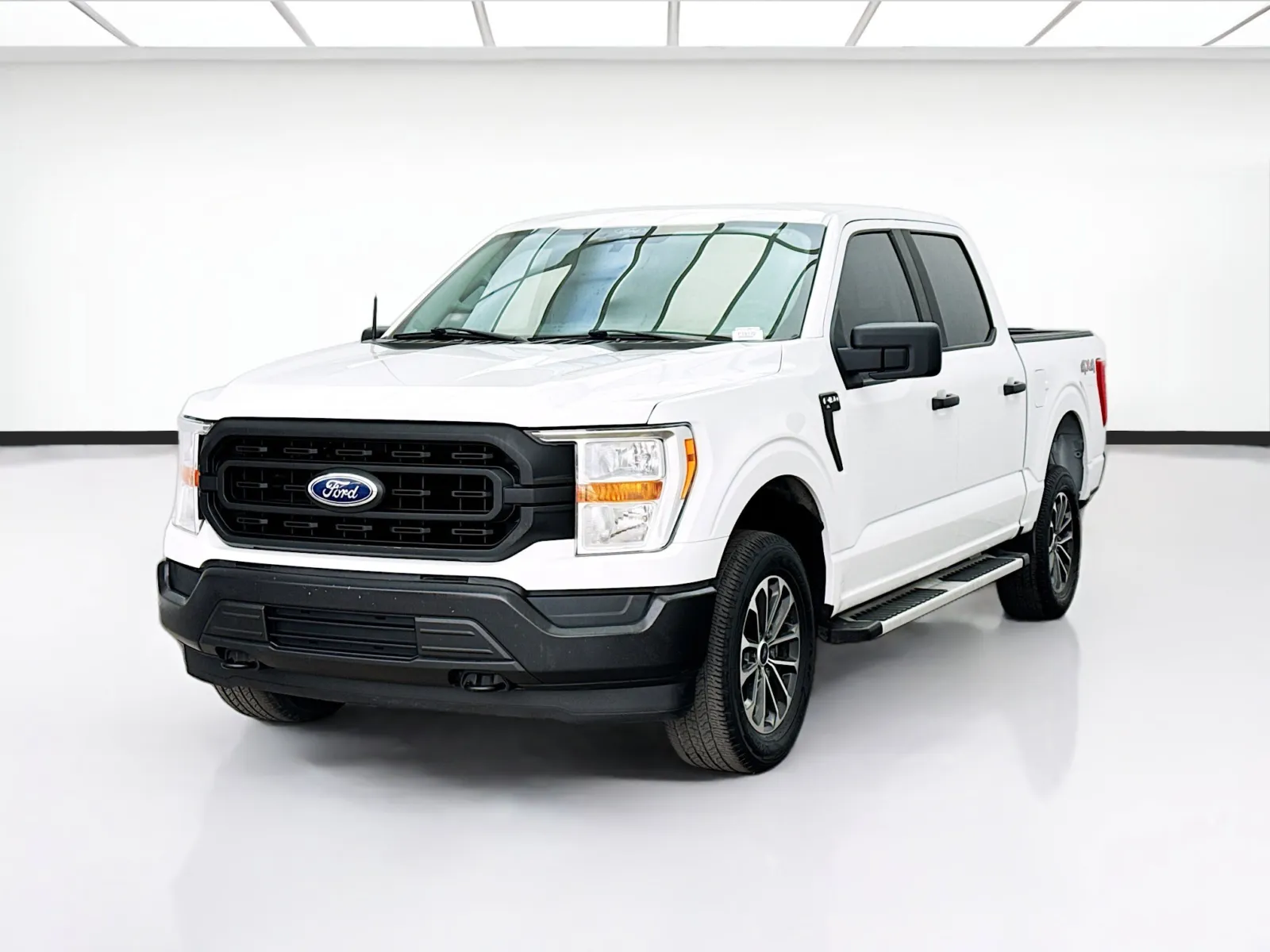 White 2021 Ford F-150 XL for sale in Bellflower, CA