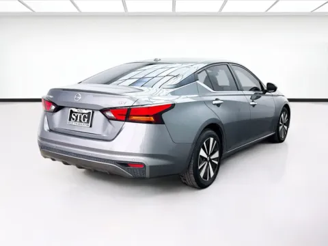 More photos of 2021 Nissan Altima 2.5 SV at STG Bellflower, CA