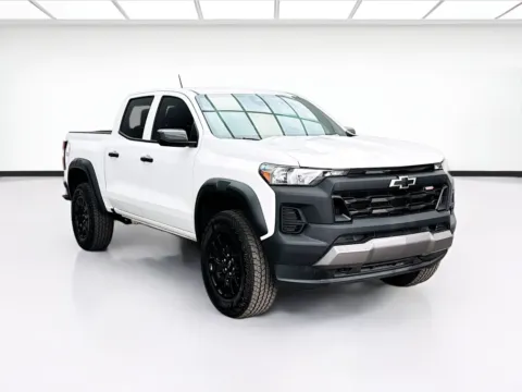 Another view of 2025 Chevrolet Colorado 4WD Trail Boss for sale in Bellflower, CA at STG Bellflower
