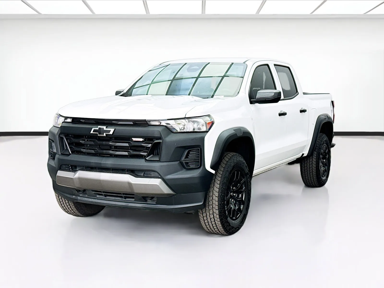 2025 Chevrolet Colorado 4WD Trail Boss Crew Cab Short Box's photo