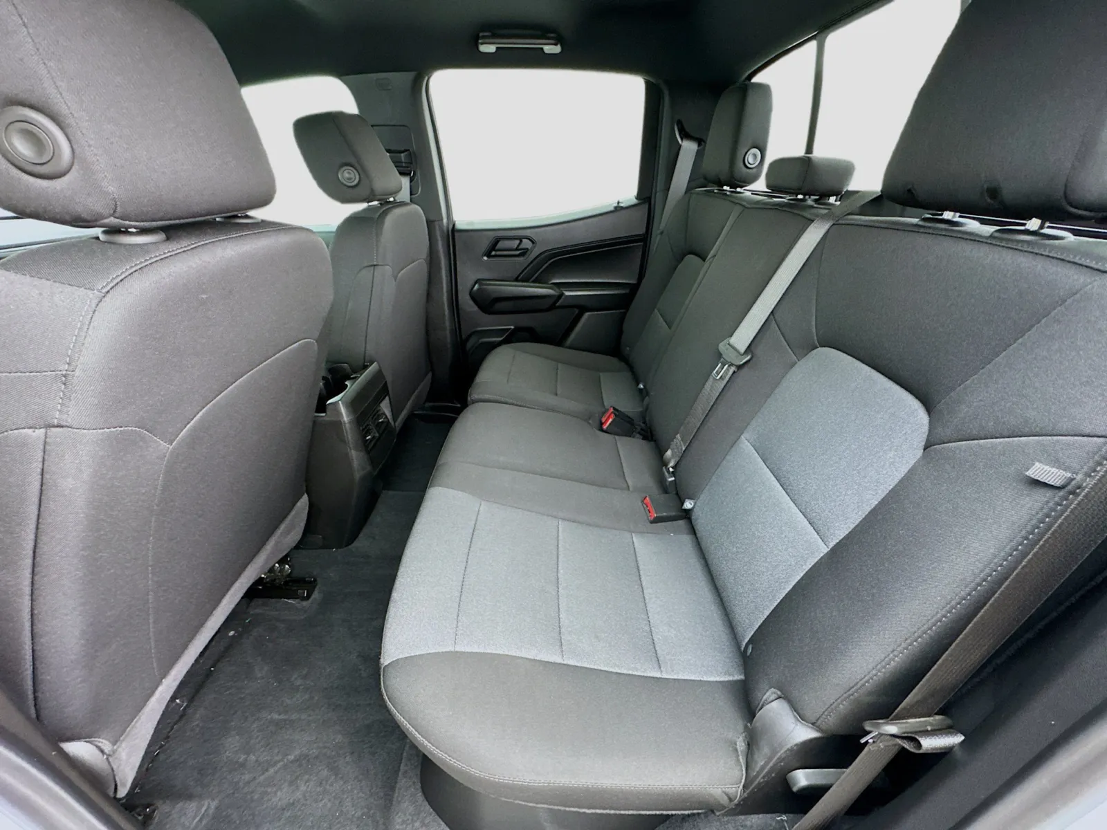 Chevrolet Colorado photo 15