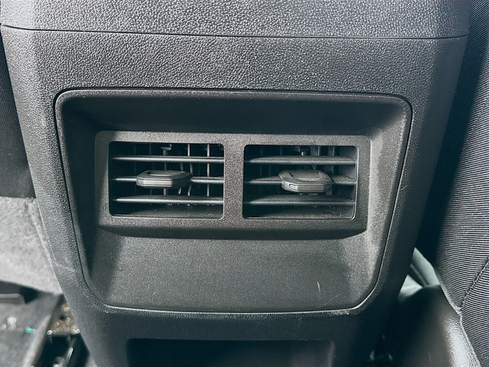 Chevrolet Colorado photo 16