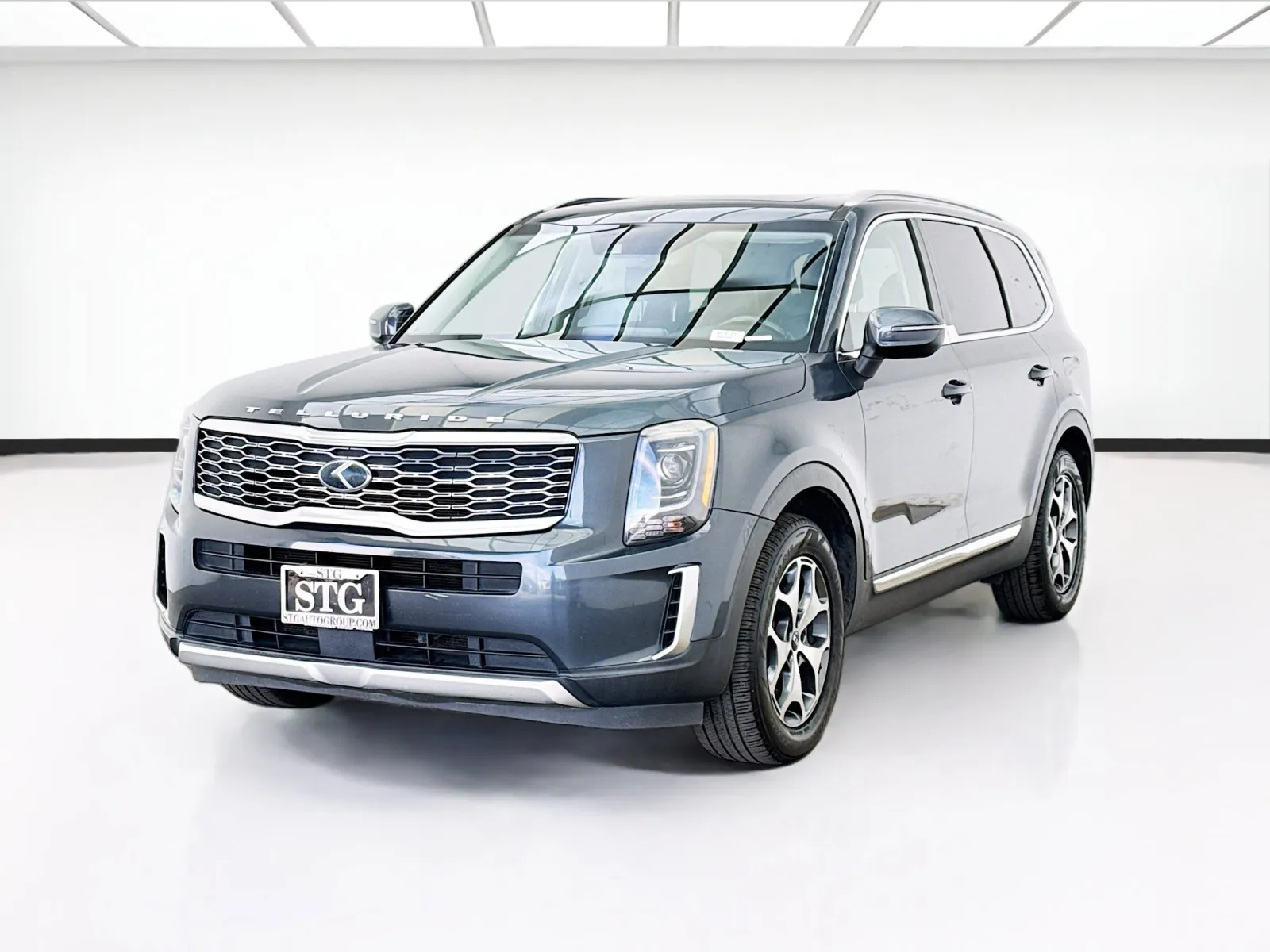 Gray 2020 Kia Telluride EX for sale in Bellflower, CA