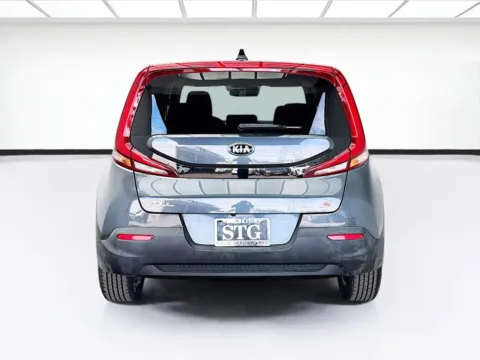 More photos of 2021 Kia Soul S at STG Bellflower, CA