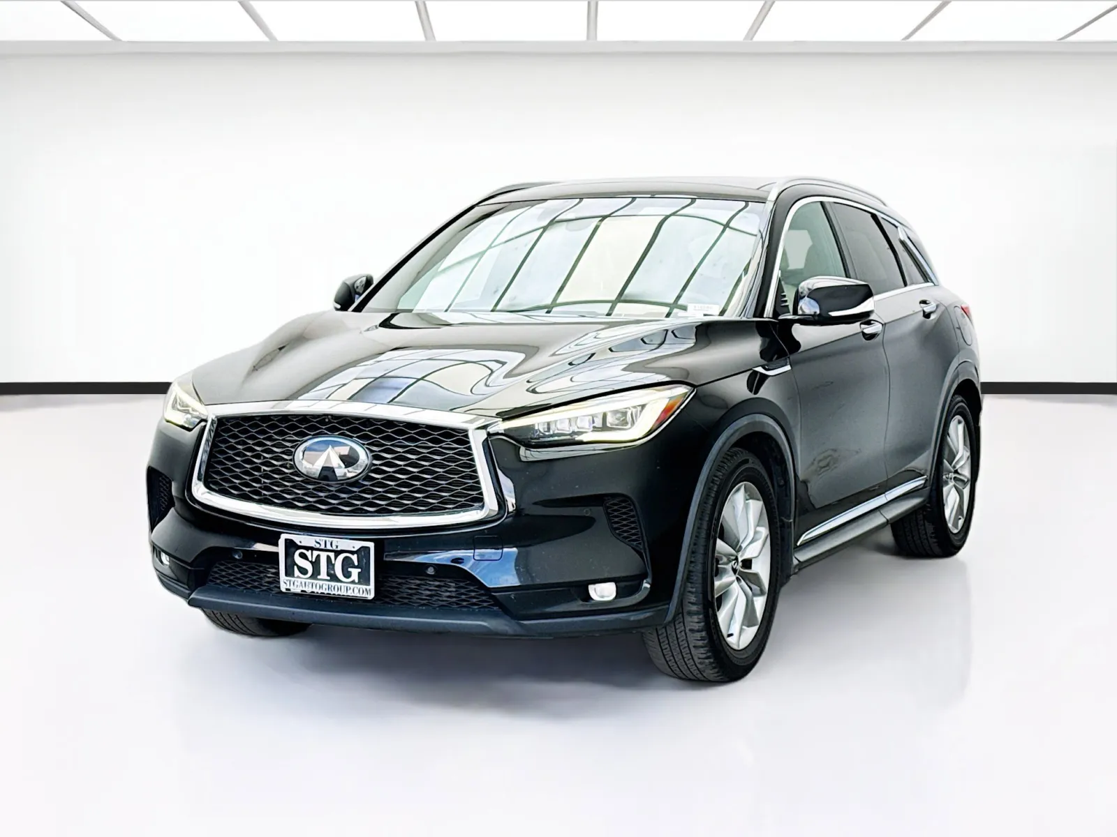 Black 2019 INFINITI QX50 ESSENTIAL for sale in Bellflower, CA