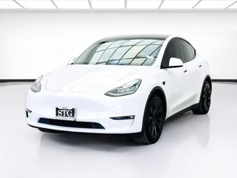 White 2021 Tesla Model Y Long Range 3rd Row seats for sale in Bellflower, CA