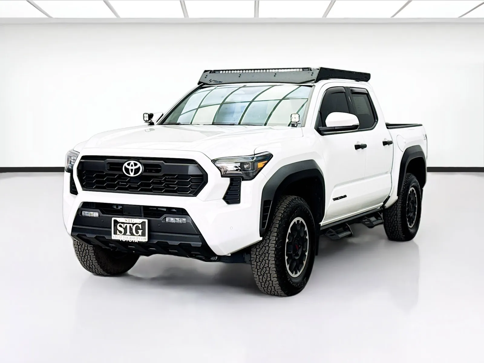 White 2024 Toyota Tacoma TRD Off-Road for sale in Bellflower, CA