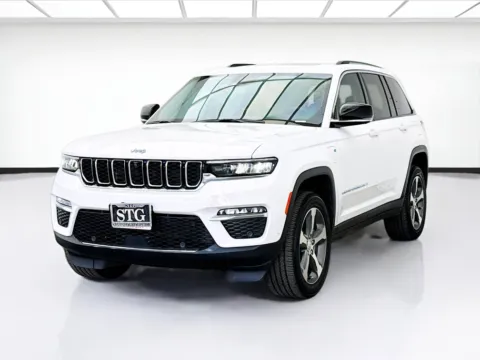 White 2023 Jeep Grand Cherokee 4xe for sale in Bellflower, CA