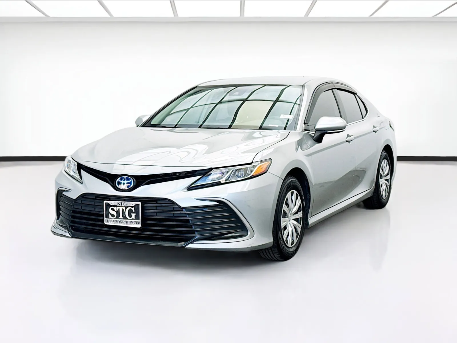 Silver 2024 Toyota Camry LE for sale in Bellflower, CA