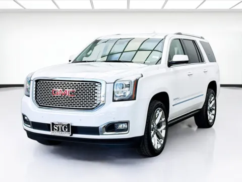 White 2017 GMC Yukon Denali for sale in Bellflower, CA
