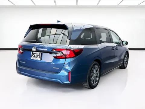 More photos of 2025 Honda Odyssey Touring at STG Bellflower, CA