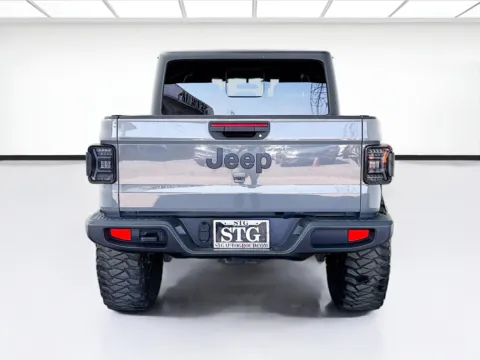 More photos of 2020 Jeep Gladiator Sport at STG Bellflower, CA