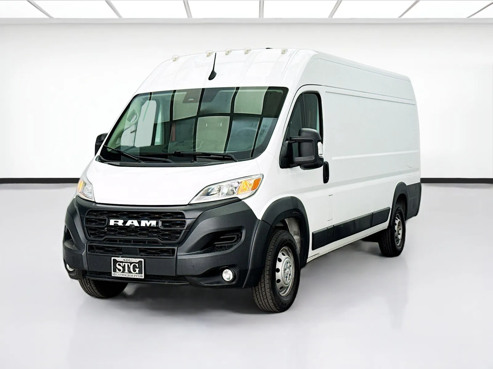 2023 RAM ProMaster 3500 159" WB High Roof Ext's photo