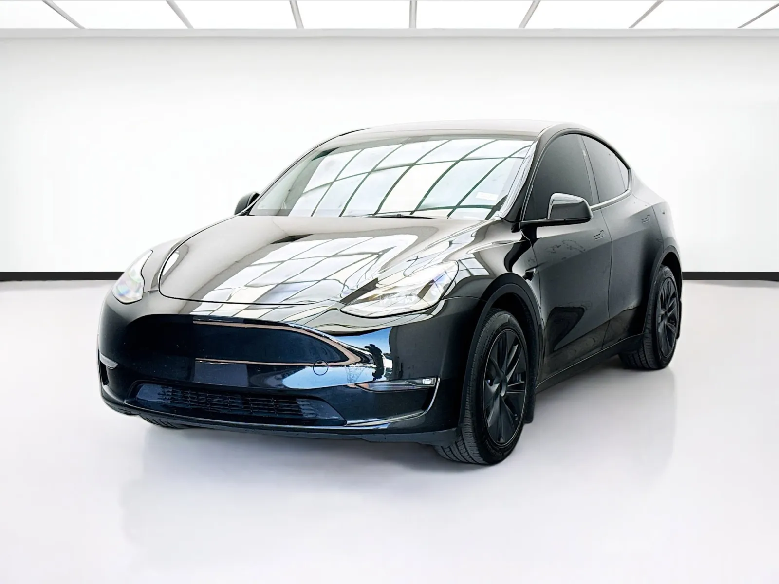 Black 2024 Tesla Model Y Long Range for sale in Bellflower, CA