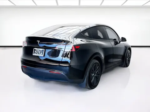 More photos of 2024 Tesla Model Y Long Range at STG Bellflower, CA