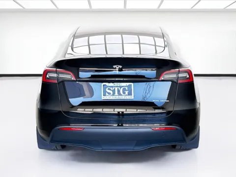 More photos of 2024 Tesla Model Y Long Range at STG Bellflower, CA