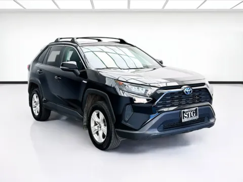 Another view of 2020 Toyota RAV4 LE for sale in Bellflower, CA at STG Bellflower