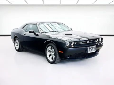 Another view of 2022 Dodge Challenger SXT for sale in Bellflower, CA at STG Bellflower