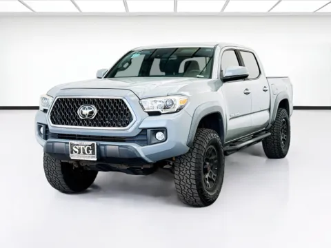 Gray 2019 Toyota Tacoma TRD Off-Road V6 for sale in Bellflower, CA