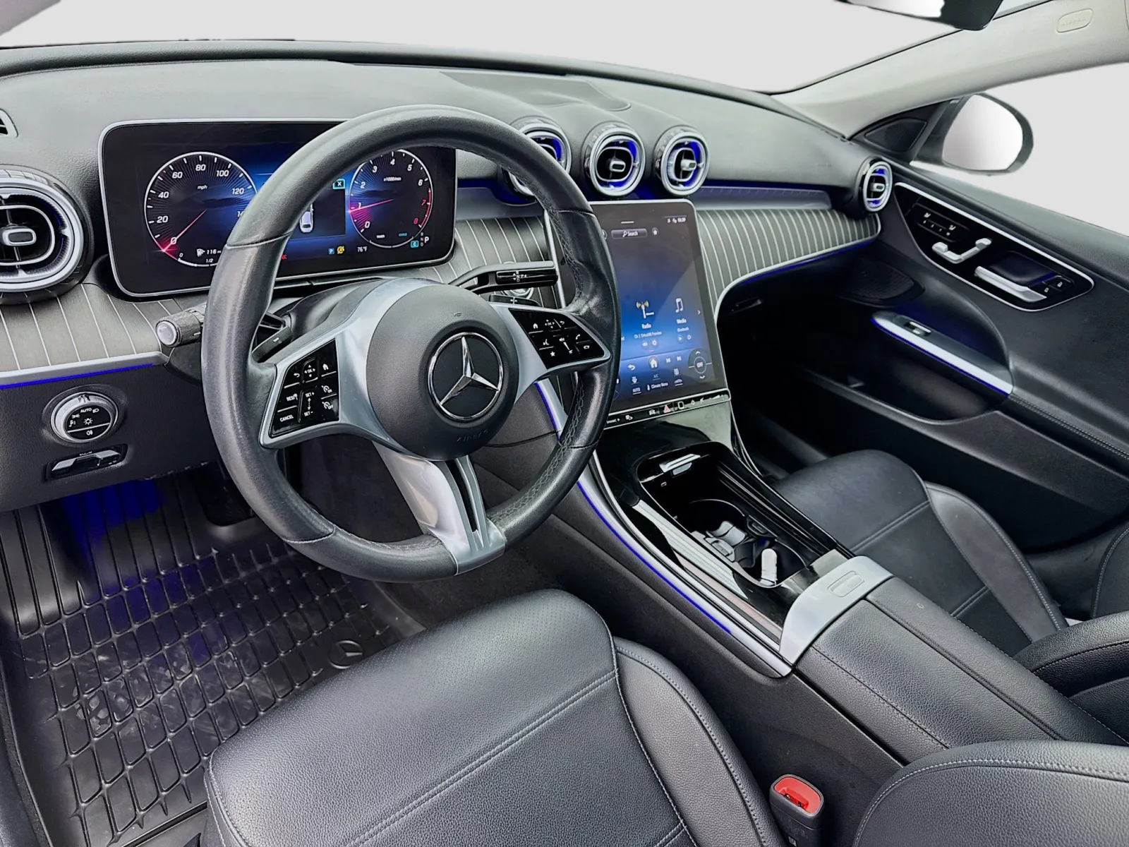Mercedes-Benz C-Class photo 7