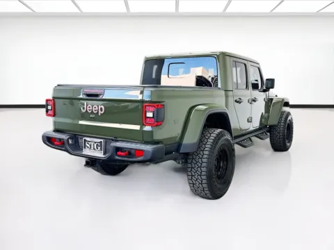 More photos of 2022 Jeep Gladiator Rubicon CUSTOM OFF-ROAD PACKAGE at STG Bellflower, CA