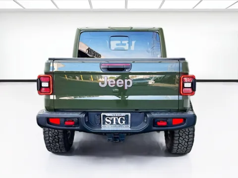 More photos of 2022 Jeep Gladiator Rubicon CUSTOM OFF-ROAD PACKAGE at STG Bellflower, CA