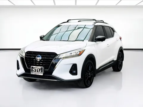 White 2022 Nissan Kicks SR for sale in Bellflower, CA