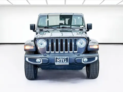 Photos of 2023 Jeep Gladiator Overland for sale in Bellflower, CA at STG Bellflower
