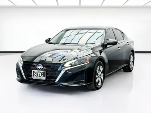 Black 2023 Nissan Altima 2.5 S for sale in Bellflower, CA