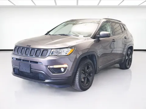Gray 2021 Jeep Compass Altitude for sale in Bellflower, CA
