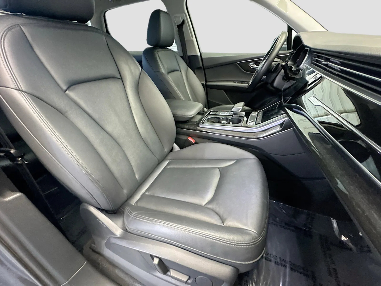 2022 Audi Q7 Premium Plus - Photo 15
