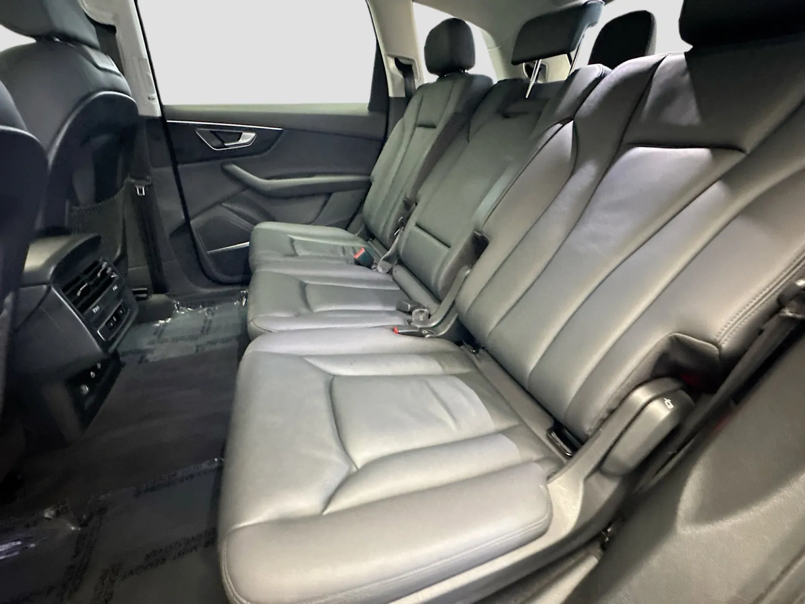 2022 Audi Q7 Premium Plus - Photo 13