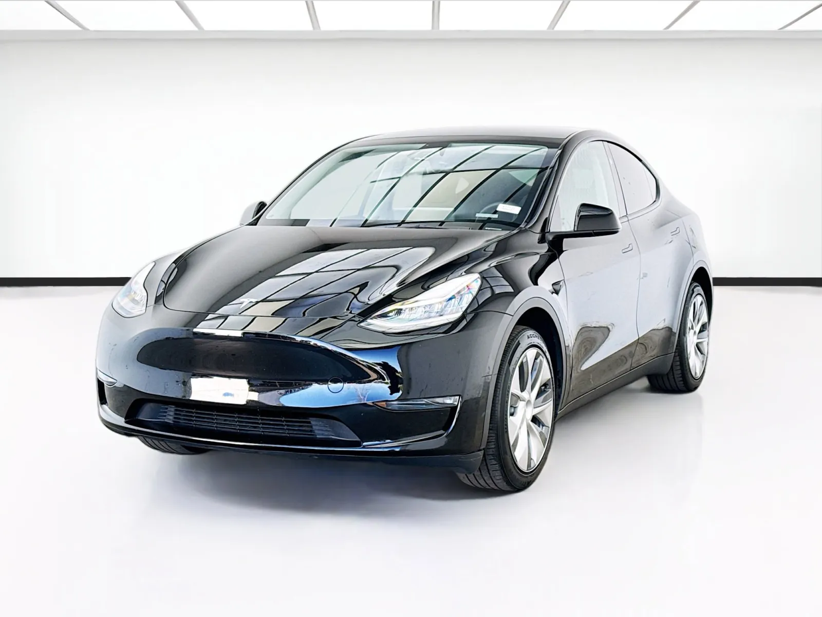 2023 Tesla Model Y Long Range Dual Motor All-Wheel Drive's photo