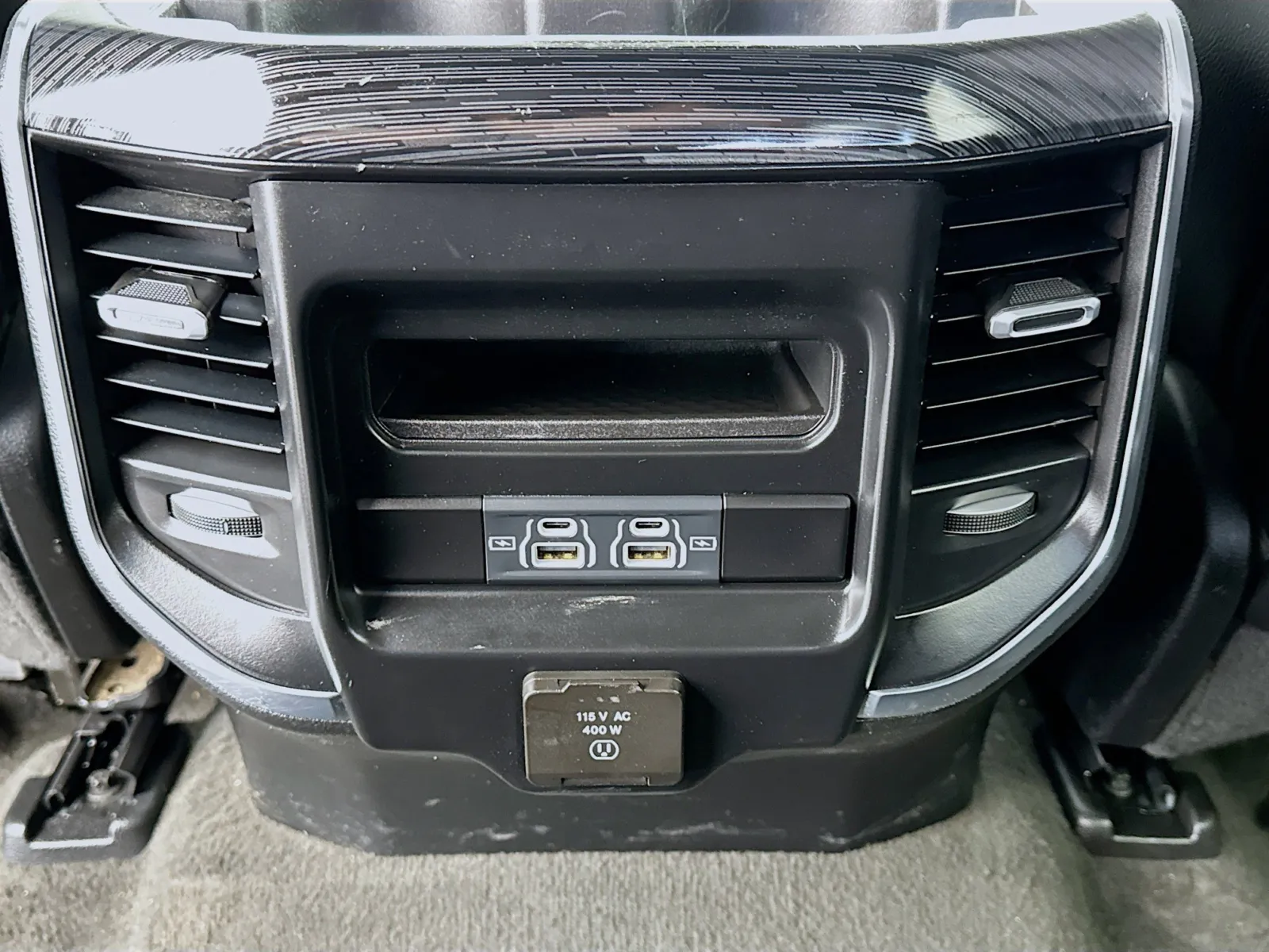 Ram 1500 photo 13