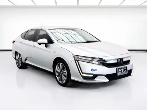 Another view of 2021 Honda Clarity Plug-In Hybrid Touring for sale in Bellflower, CA at STG Bellflower