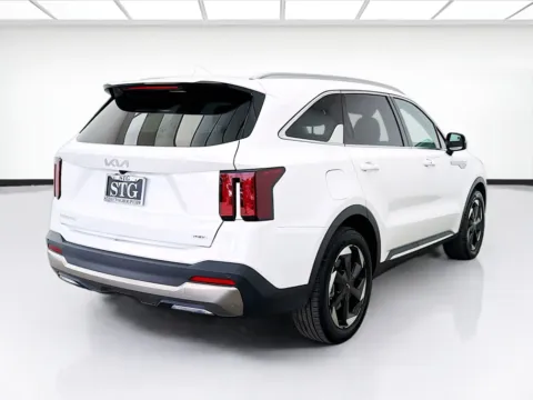 More photos of 2025 Kia Sorento Plug-In Hybrid EX at STG Bellflower, CA