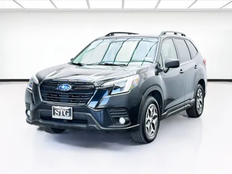 Black 2023 Subaru Forester Premium for sale in Bellflower, CA