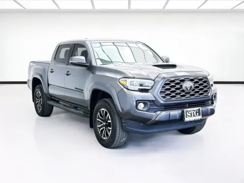 Another view of 2020 Toyota Tacoma TRD Sport V6 for sale in Bellflower, CA at STG Bellflower