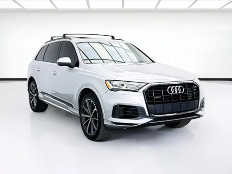 Another view of 2020 Audi Q7 55 Premium Plus quattro for sale in Bellflower, CA at STG Bellflower