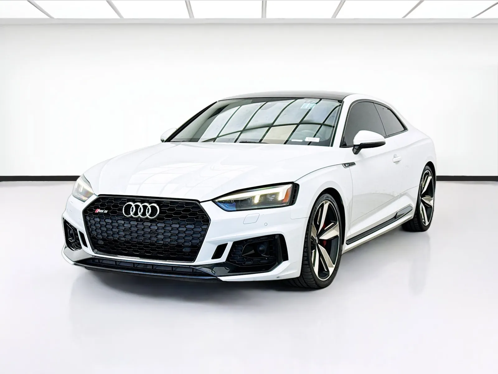 White 2018 Audi RS 5 Coupe 2.9T quattro w/Dynamic Package for sale in Bellflower, CA