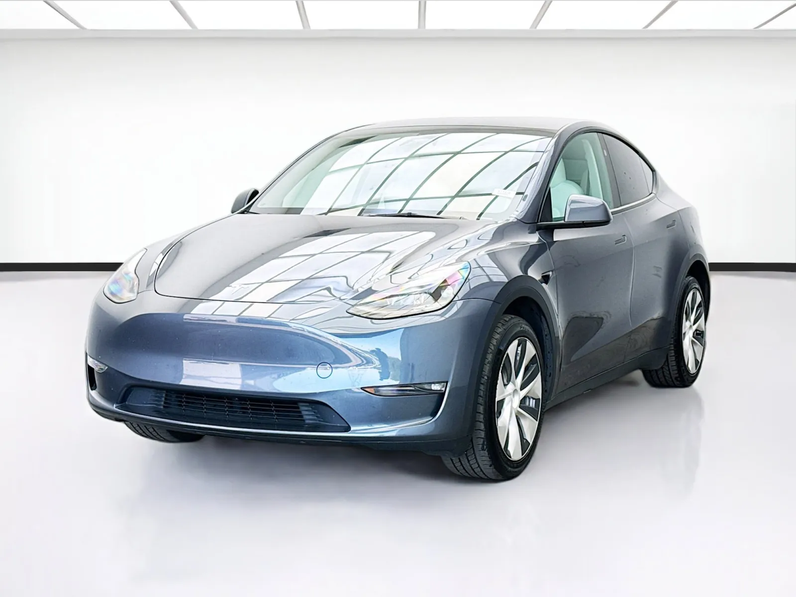 2023 Tesla Model Y Long Range Dual Motor All-Wheel Drive's photo