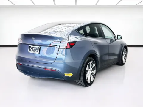 More photos of 2023 Tesla Model Y Long Range at STG Bellflower, CA