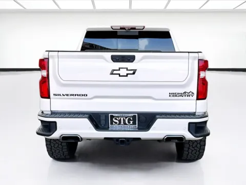 More photos of 2022 Chevrolet Silverado 1500 High Country at STG Bellflower, CA