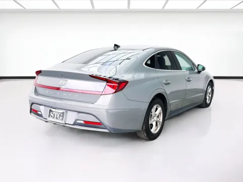 More photos of 2021 Hyundai Sonata SE at STG Bellflower, CA