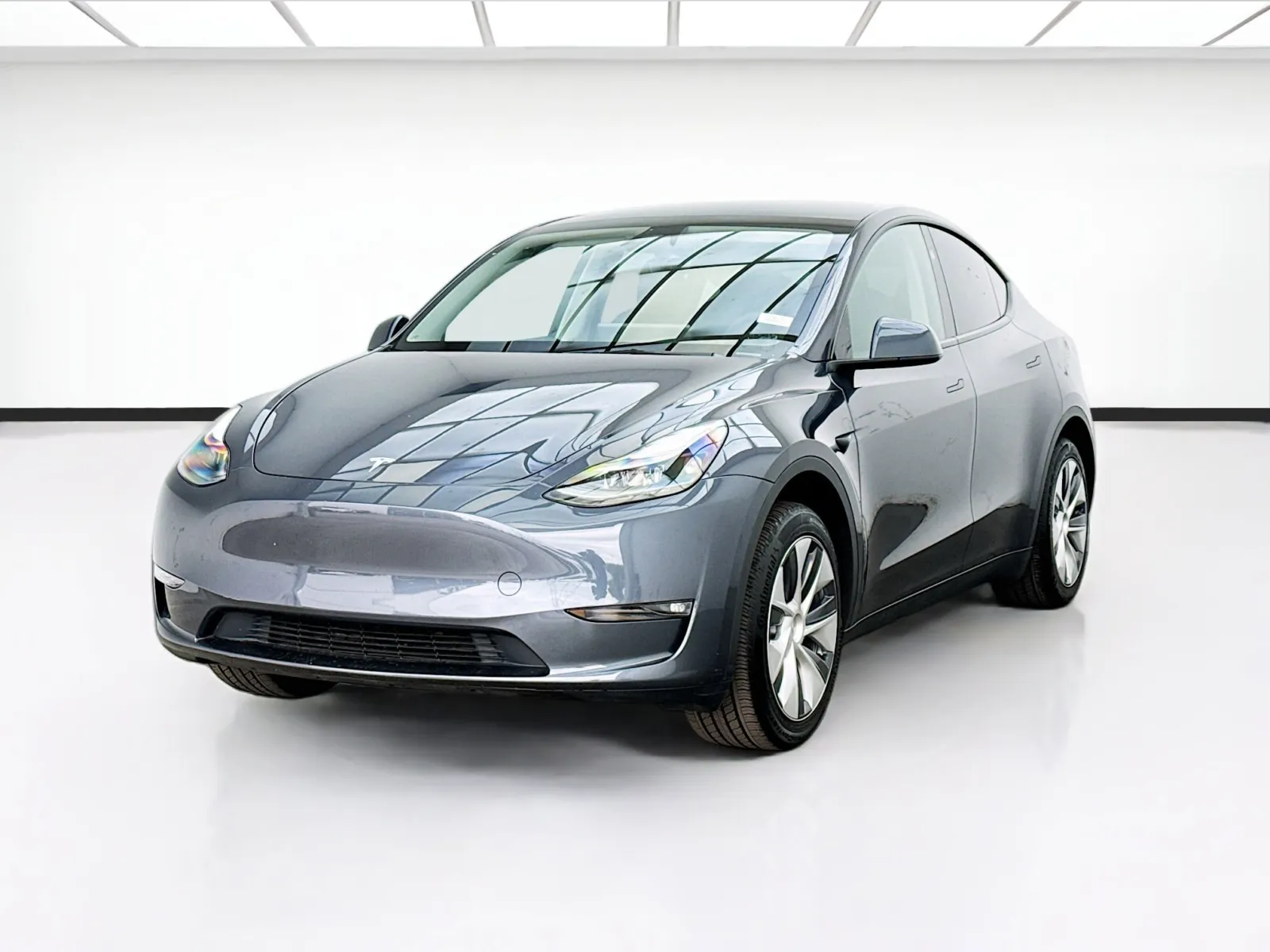 2023 Tesla Model Y Rear Wheel Drive's photo