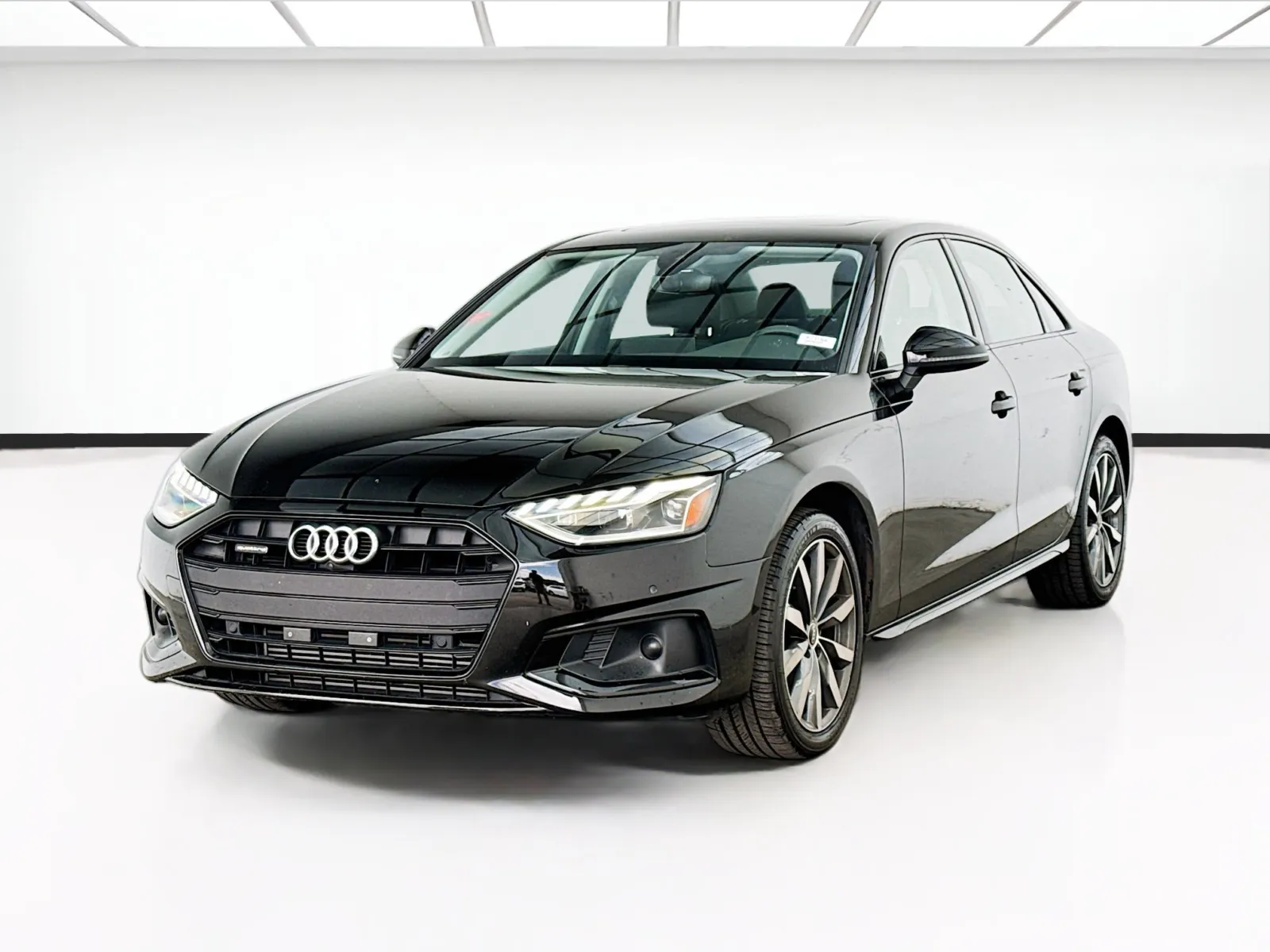 2022 Audi A4 40 TFSI Premium Plus quattro S tronic's photo