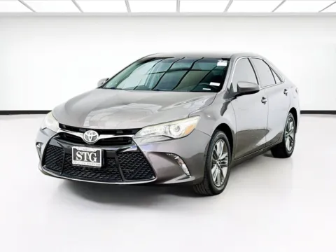 Gray 2017 Toyota Camry SE for sale in Bellflower, CA